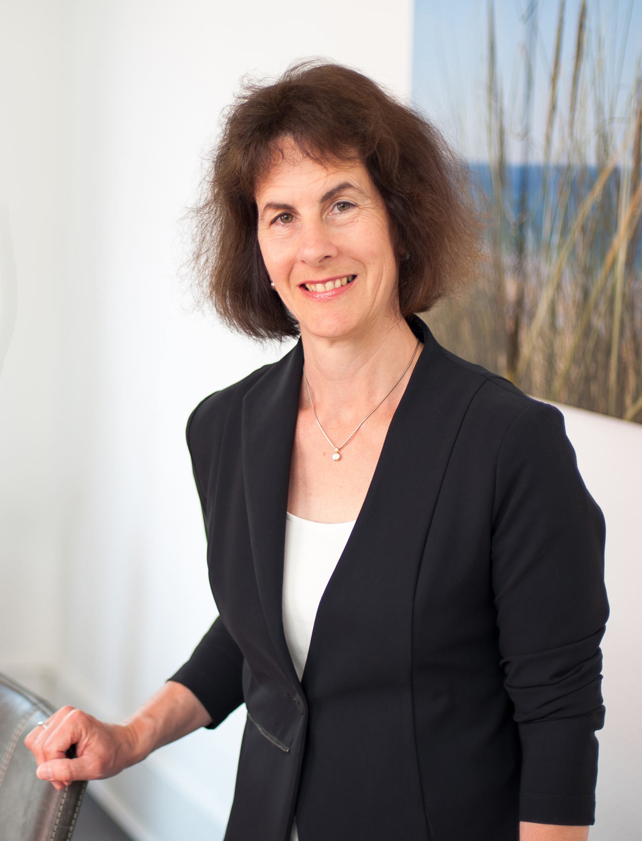 Dr. Oberthür & Schira - Dr. jur. Angelika Schmid