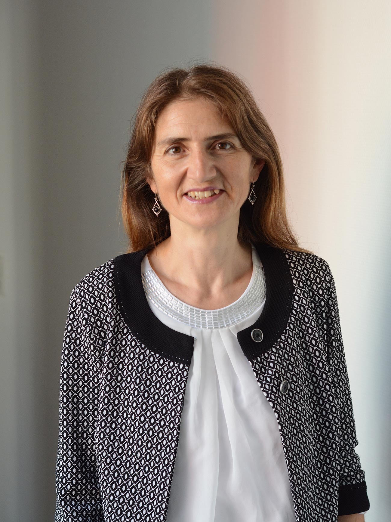 Dr. Oberthür & Schira - Isabel Schira